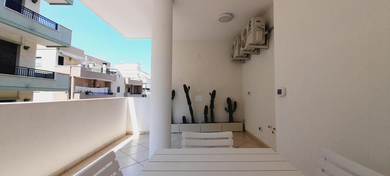 Ferienwohnung Residenza D'Angiò Gallipoli Exterior foto